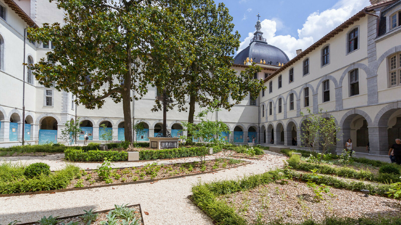 Un cinéma en plein air gratuit va s'installer dans une cour du Grand