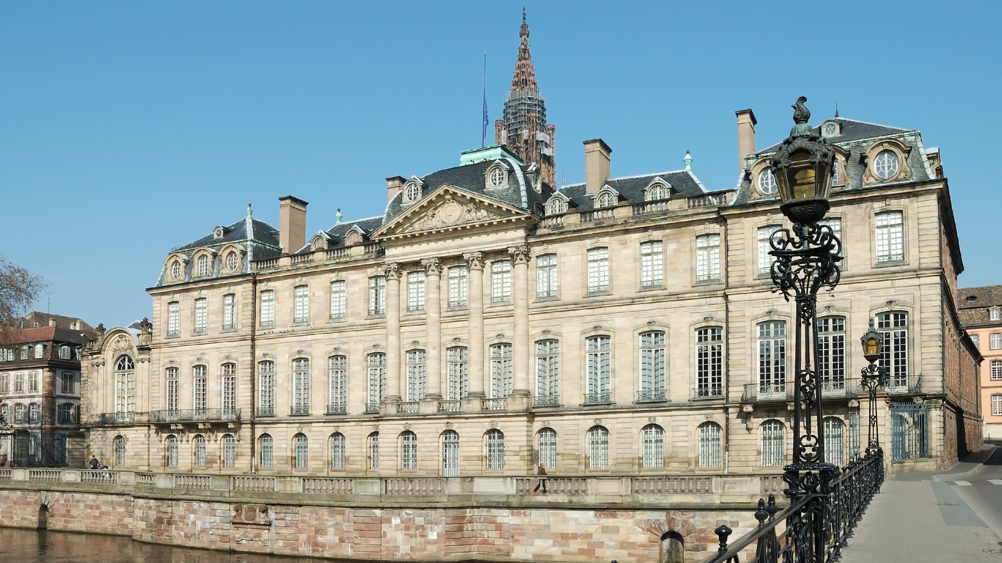Bonne nouvelle : les musées de Strasbourg vont finalement être gratuits jusqu'à fin août ! istock-95478899