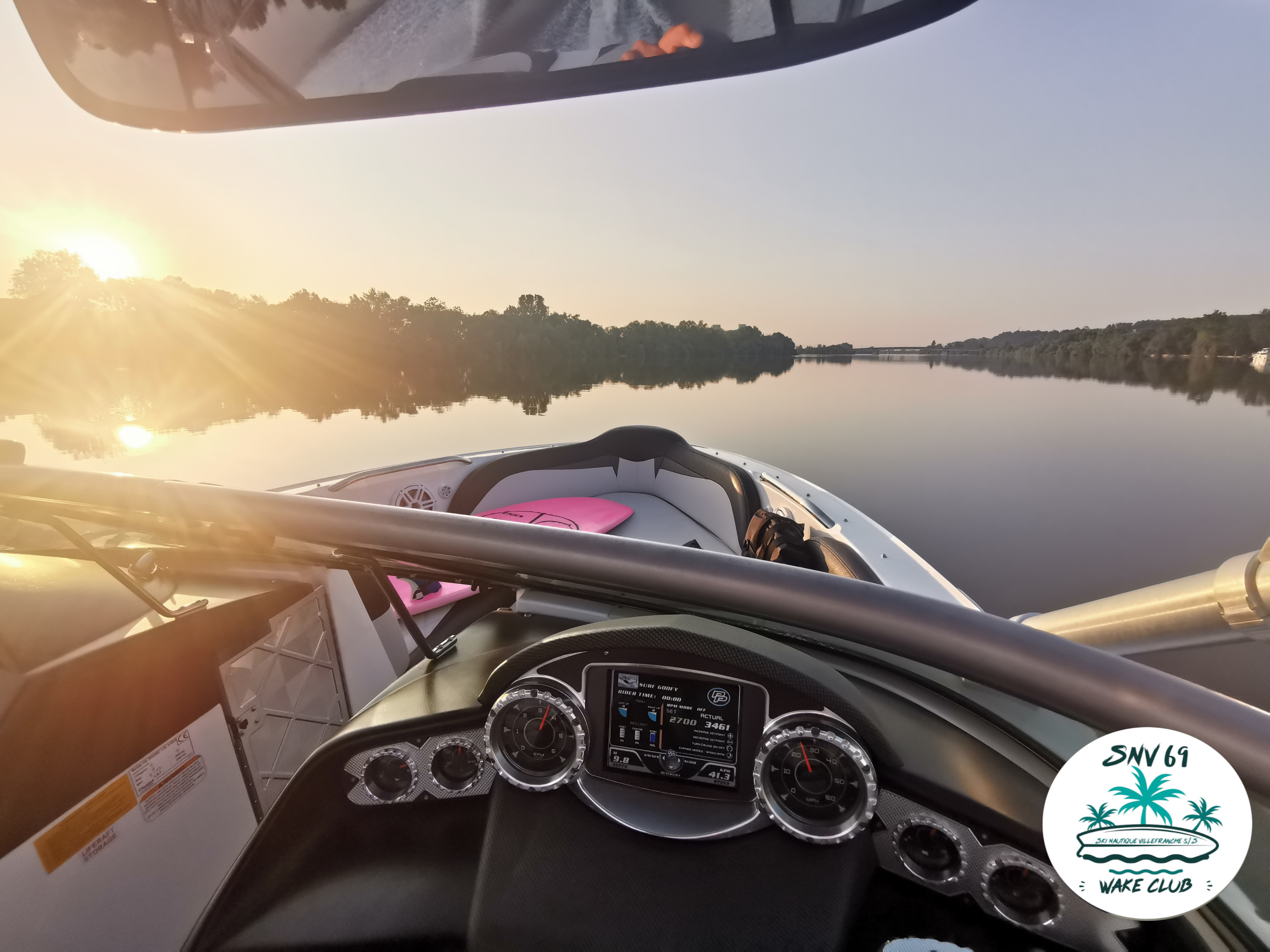 SNV69, le paradis du wakesurf, du wakeboard et du ski nautique à 20