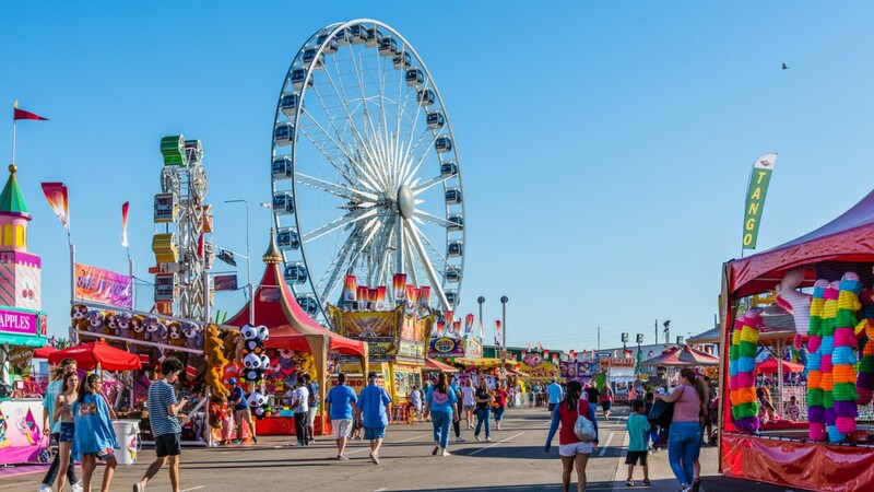 la-foire-aux-man-ges-de-lille-est-de-retour-d-but-avril-la-citadelle