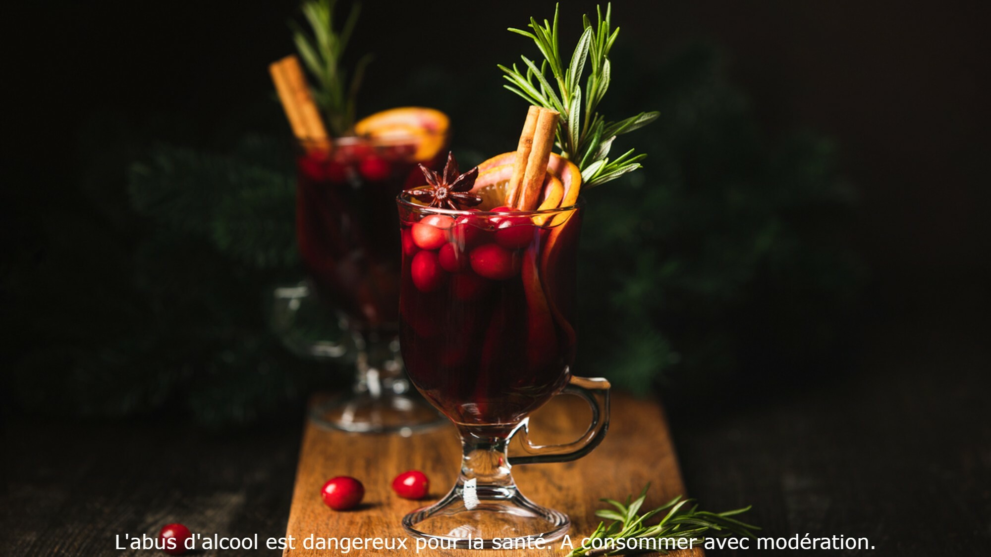 Recette de Noël : un vin chaud aux épices selon Cyril Lignac