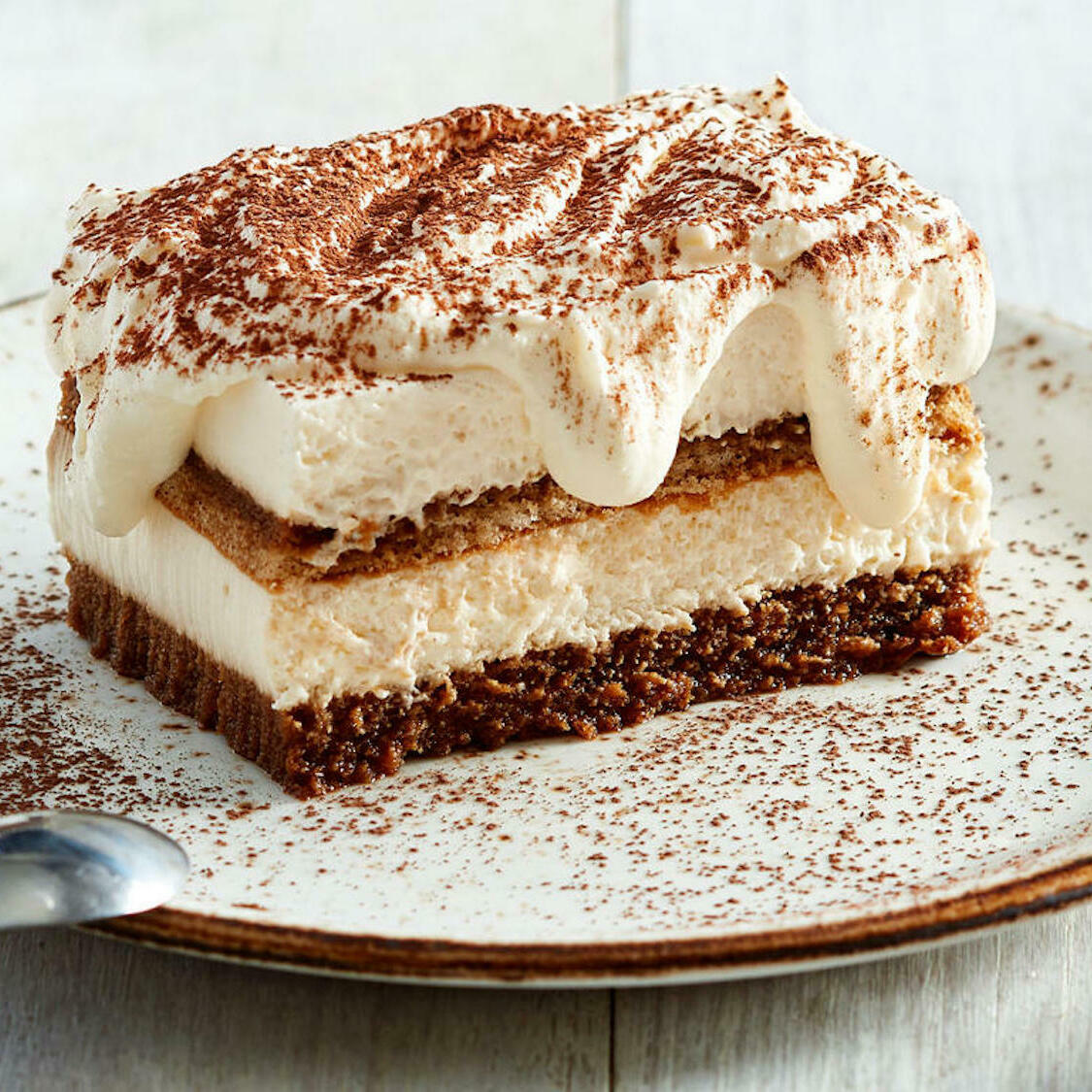 tiramisu-1366x852