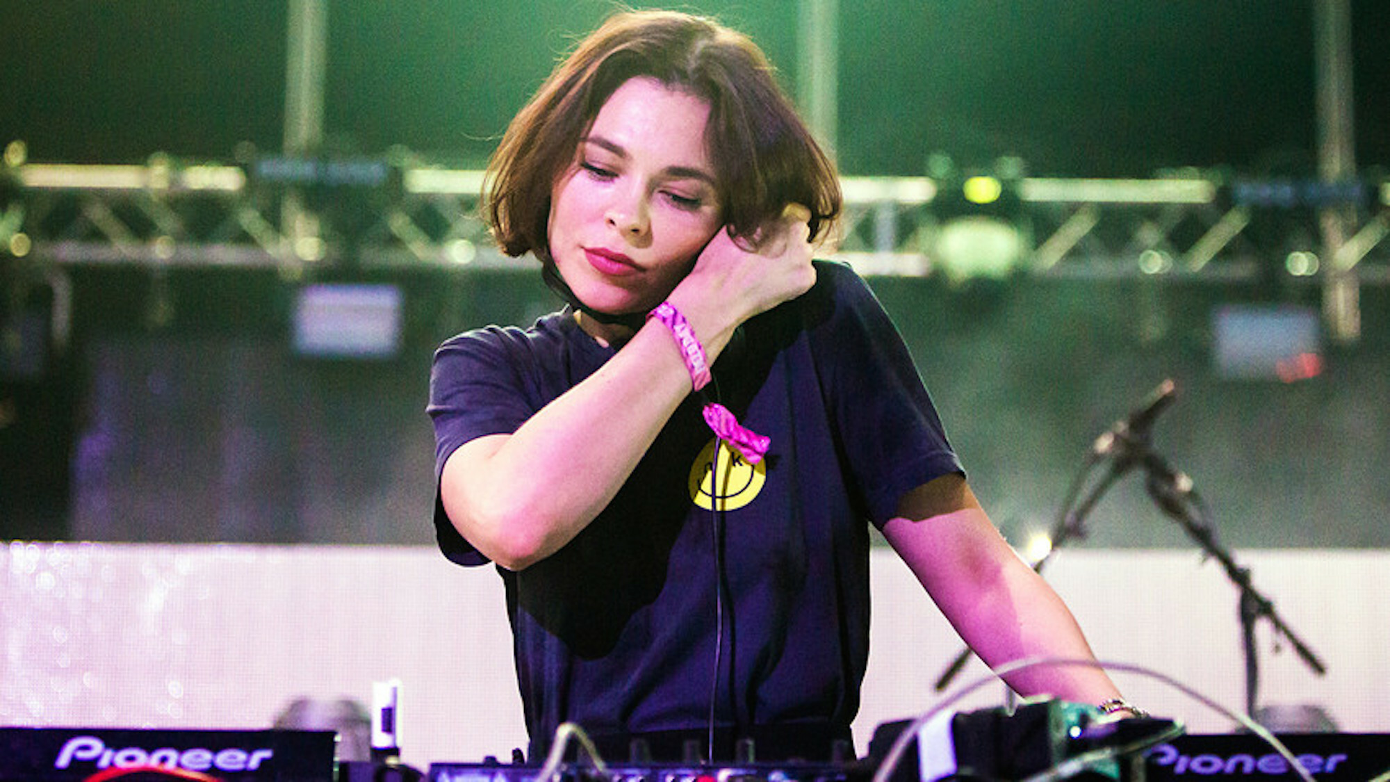 nina-kraviz-francois-x-ur-trax-t7-emma-b-music-eve