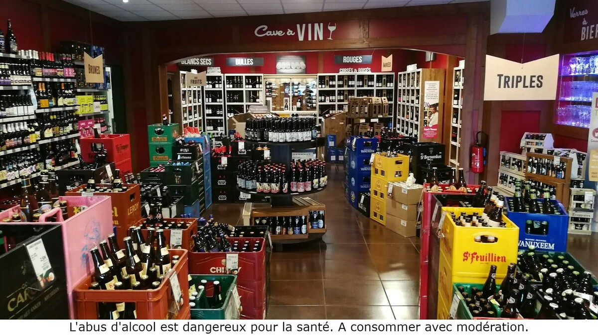 V And B : Le Bar Avec 900 Références De Vin, Bière Et Spiritueux à Nice ...