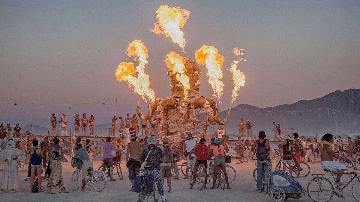 Le festival Burning Man revient après deux éditions annulées Le Bonbon