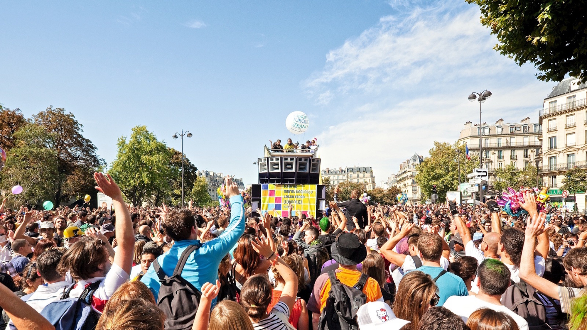 techno-parade-technopol-lavillette-zut-gratuit-lin