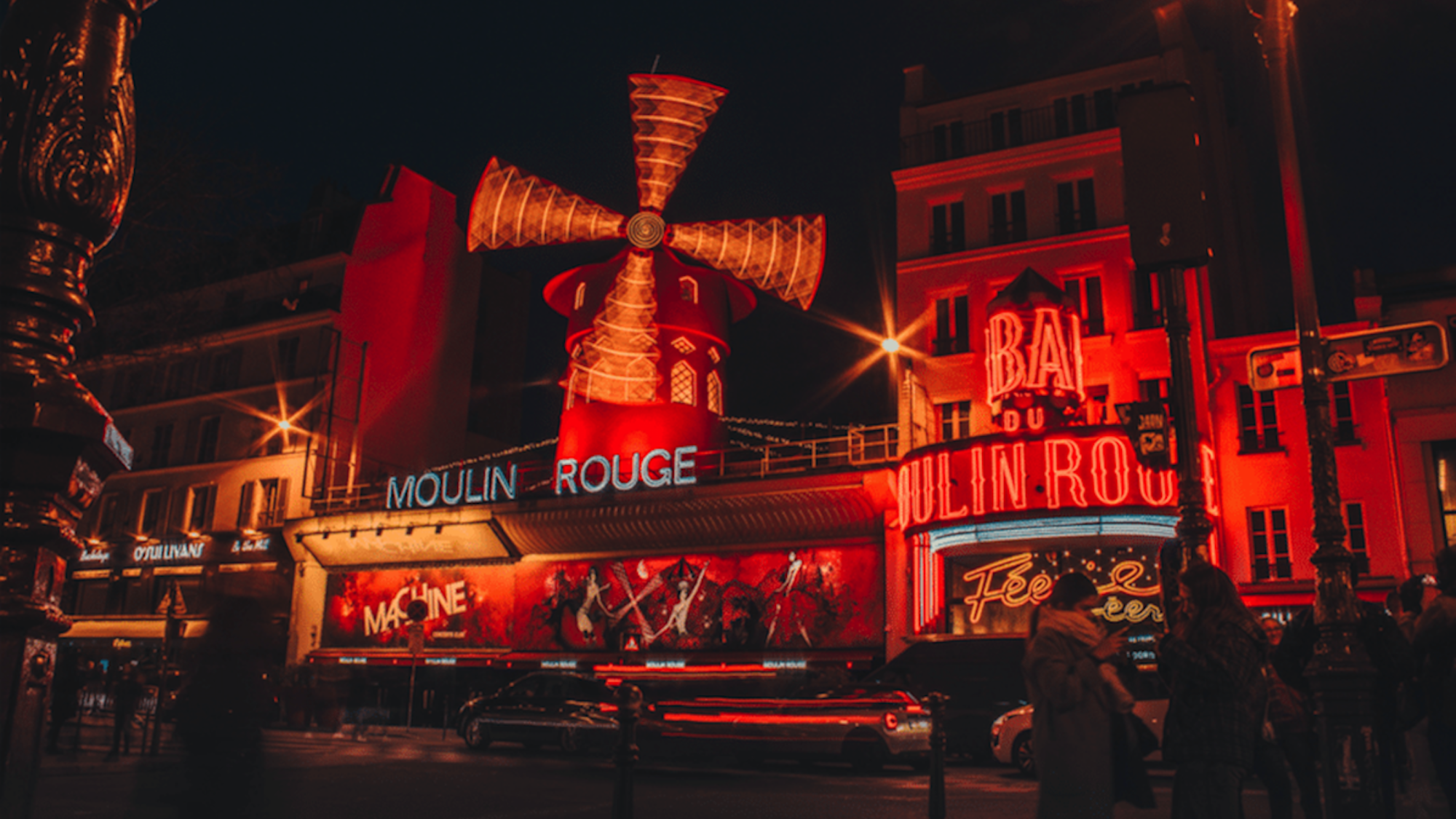 retour-machine-du-moulin-rouge-event-paris-rinse-f