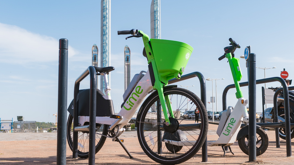 600 vélos électriques en libre-service débarquent à Bordeaux lime-ai-bordeaux-18