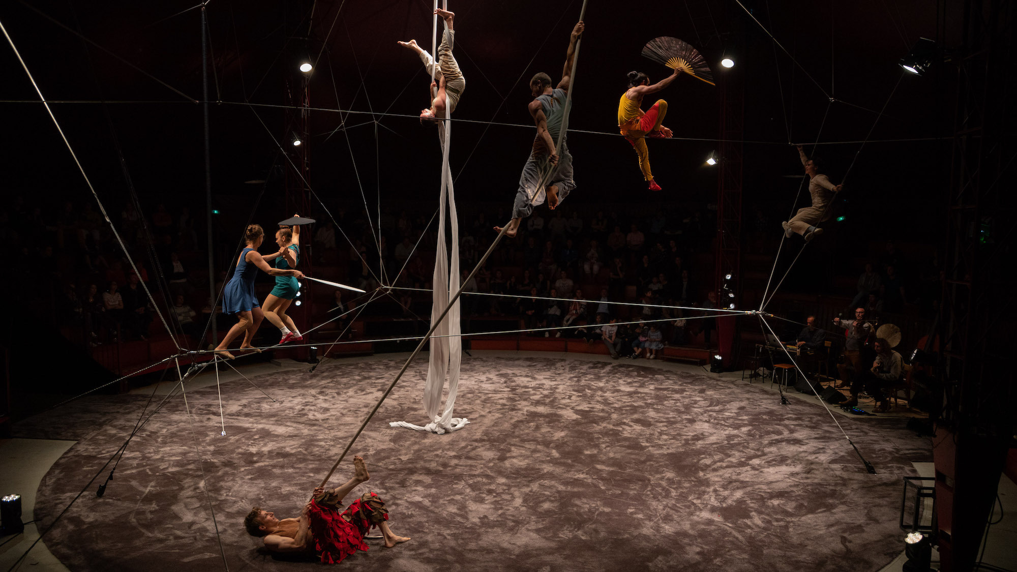 BIAC : Un mois de Cirque au coeur de la Région Sud ! coeurs-sauvages-les-colporteurs-sebastien-armengol