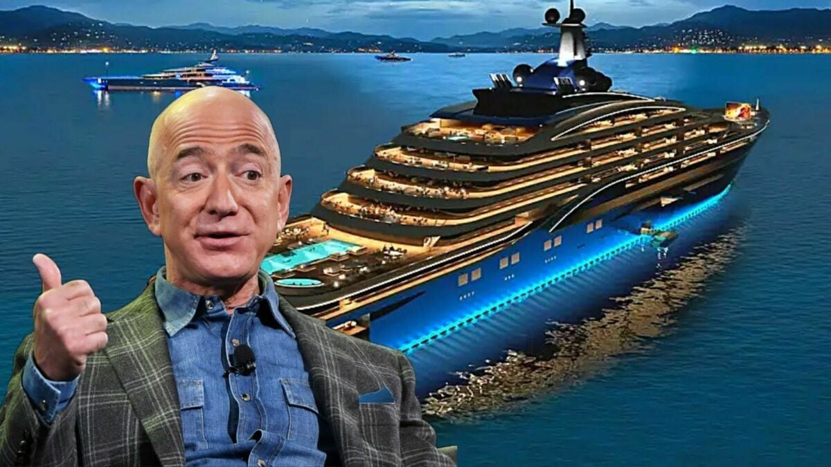 yacht jeff bezos pont rotterdam