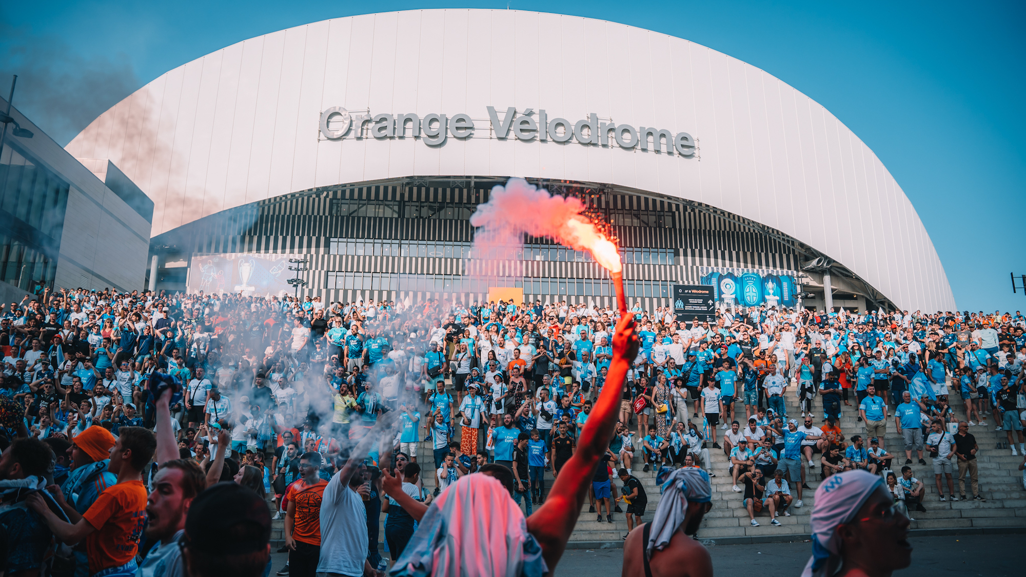 Décrochez votre <cite>abonnement OM en Tribunes</cite> pour vivre une saison exceptionnelle ! om-campagne-abo-