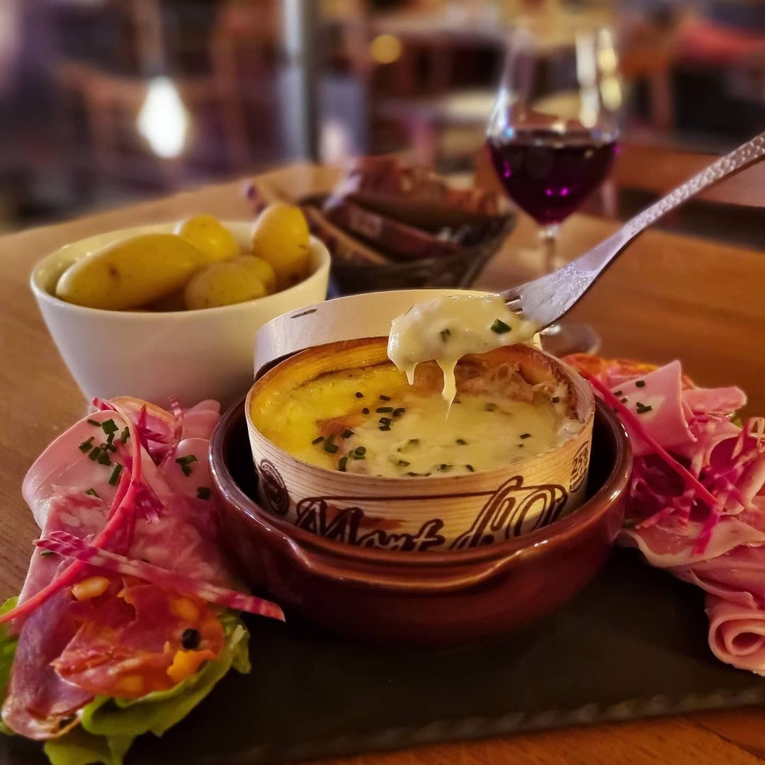 Lyon : où manger les meilleurs fondues, raclettes et autres plats  montagnards