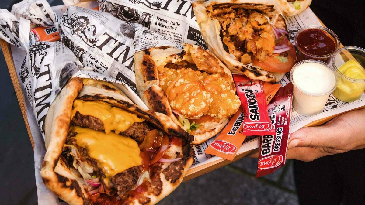 Le tout premier bar à cheese naans de Lyon a ouvert ses portes Street