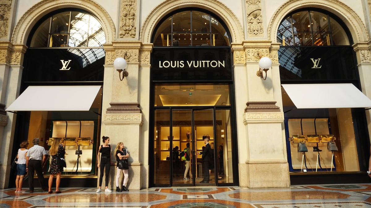Louis Vuitton has an expo in Paris : LV Dream. There is some nice