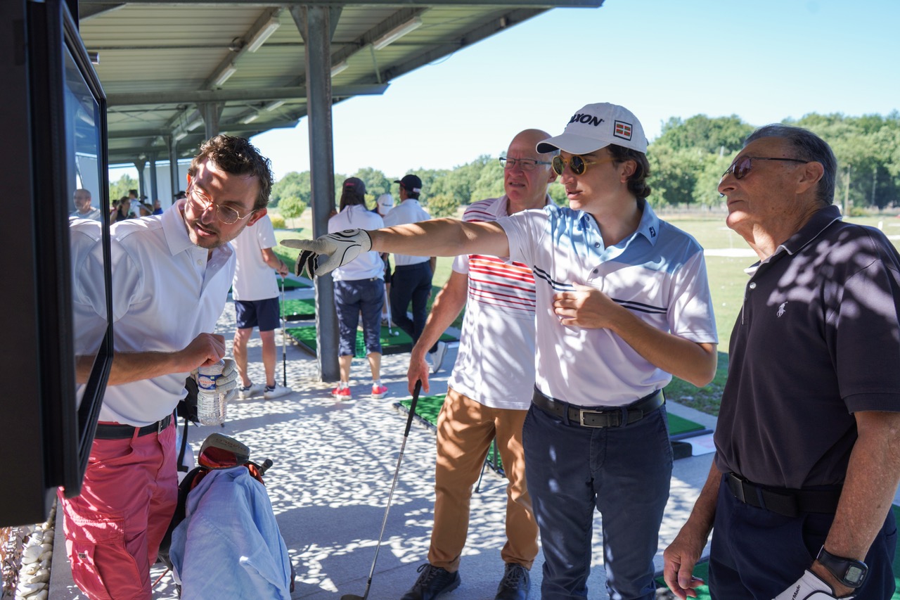 golf practice academy merignac