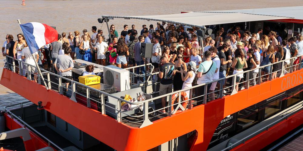 boat party bordeaux garonne cool cats croisieres musique electronique