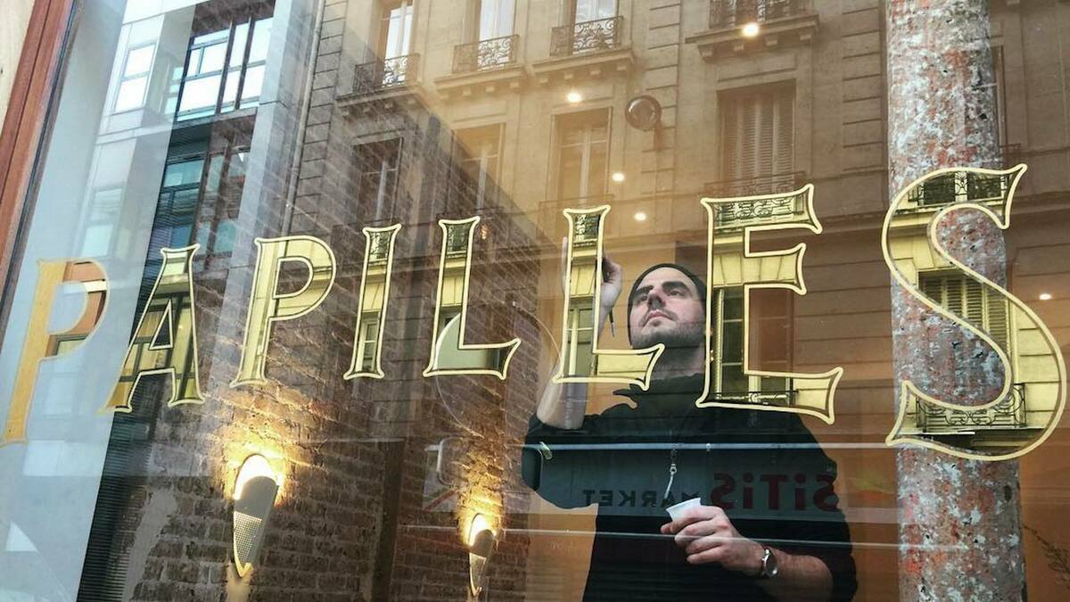 [PORTRAIT] Meeting with Julien Raout, a modern-day letter painter | Le ...