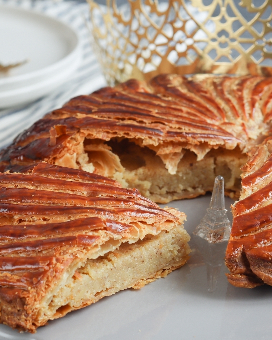 Replonges (01). Dans ses galettes, le boulanger cache des fèves en forme de  pénis