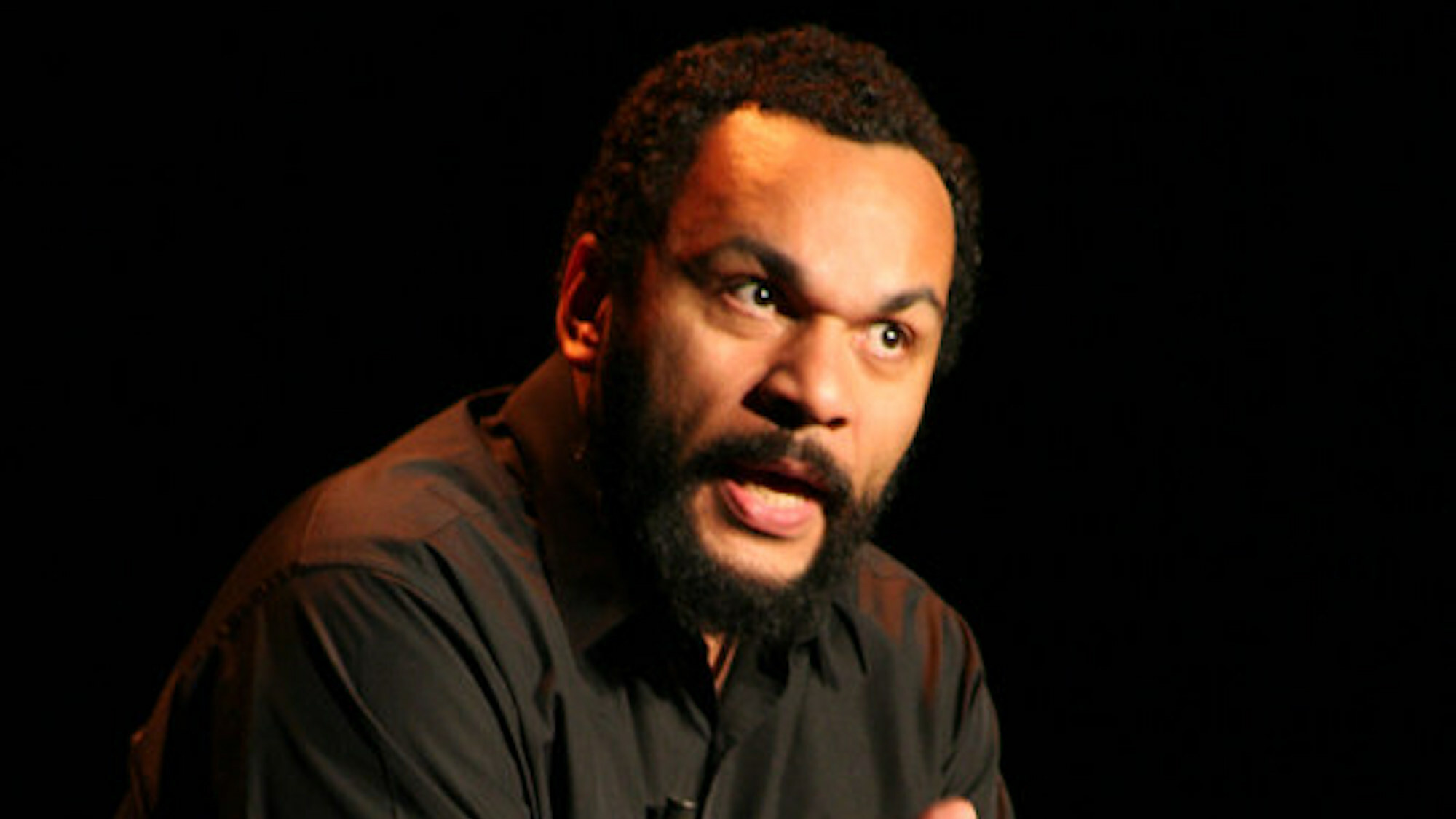 L’humoriste Dieudonné « <i>demande pardon</i> » à la communauté juive dans un journal franco-israélien dieudonne-