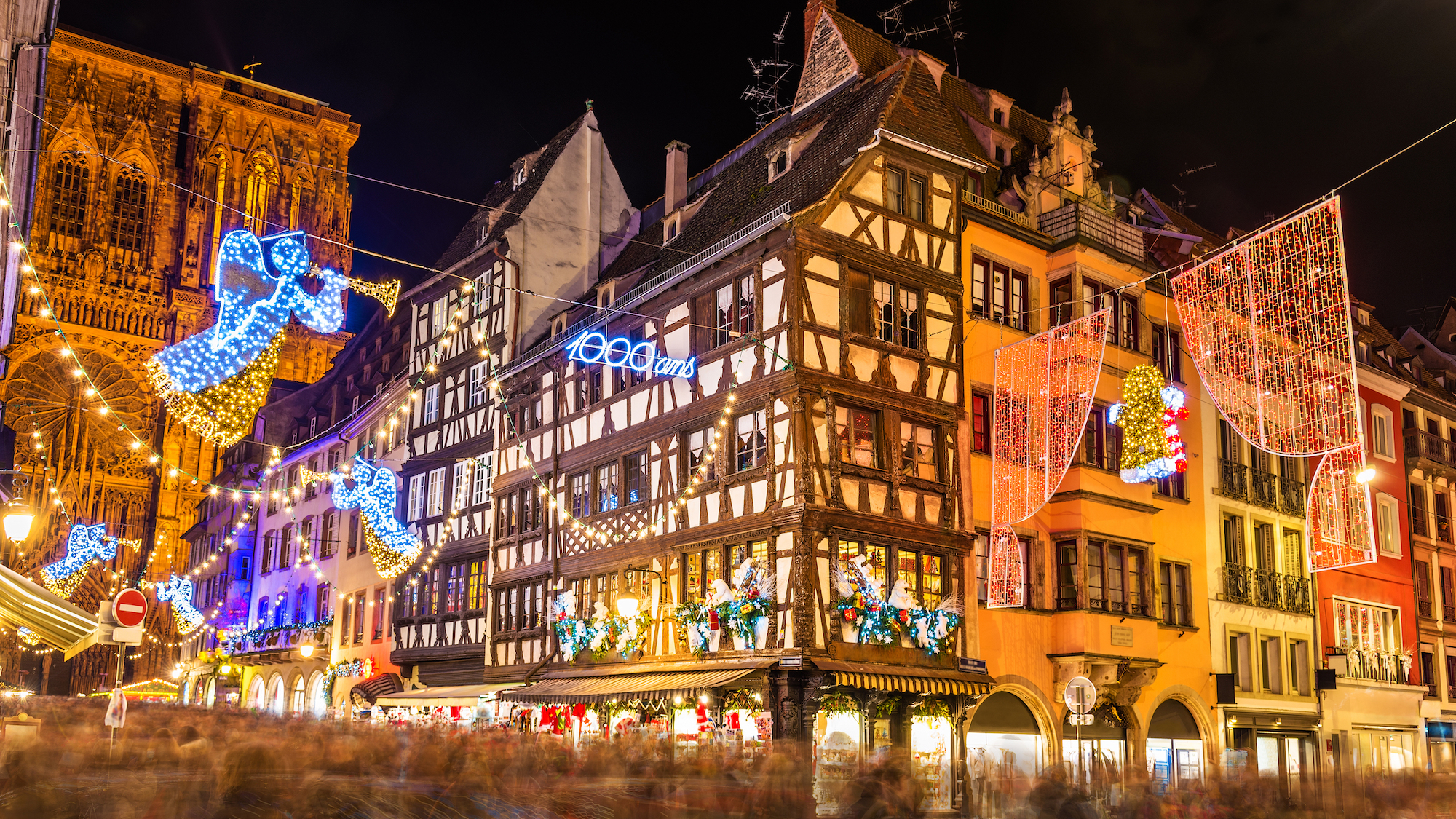 Explorer Strasbourg à Noël en petit train électrique - Noël à Strasbourg