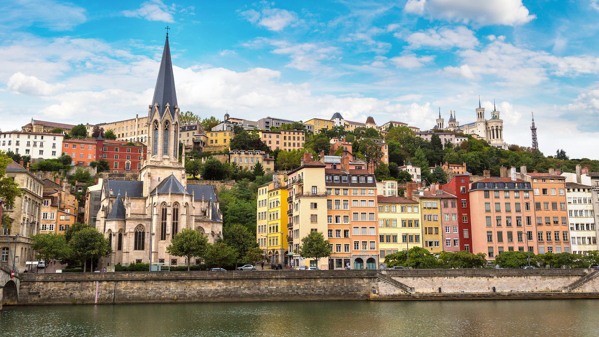 Lyon dégringole au classement des villes où il fait bon vivre en France ...