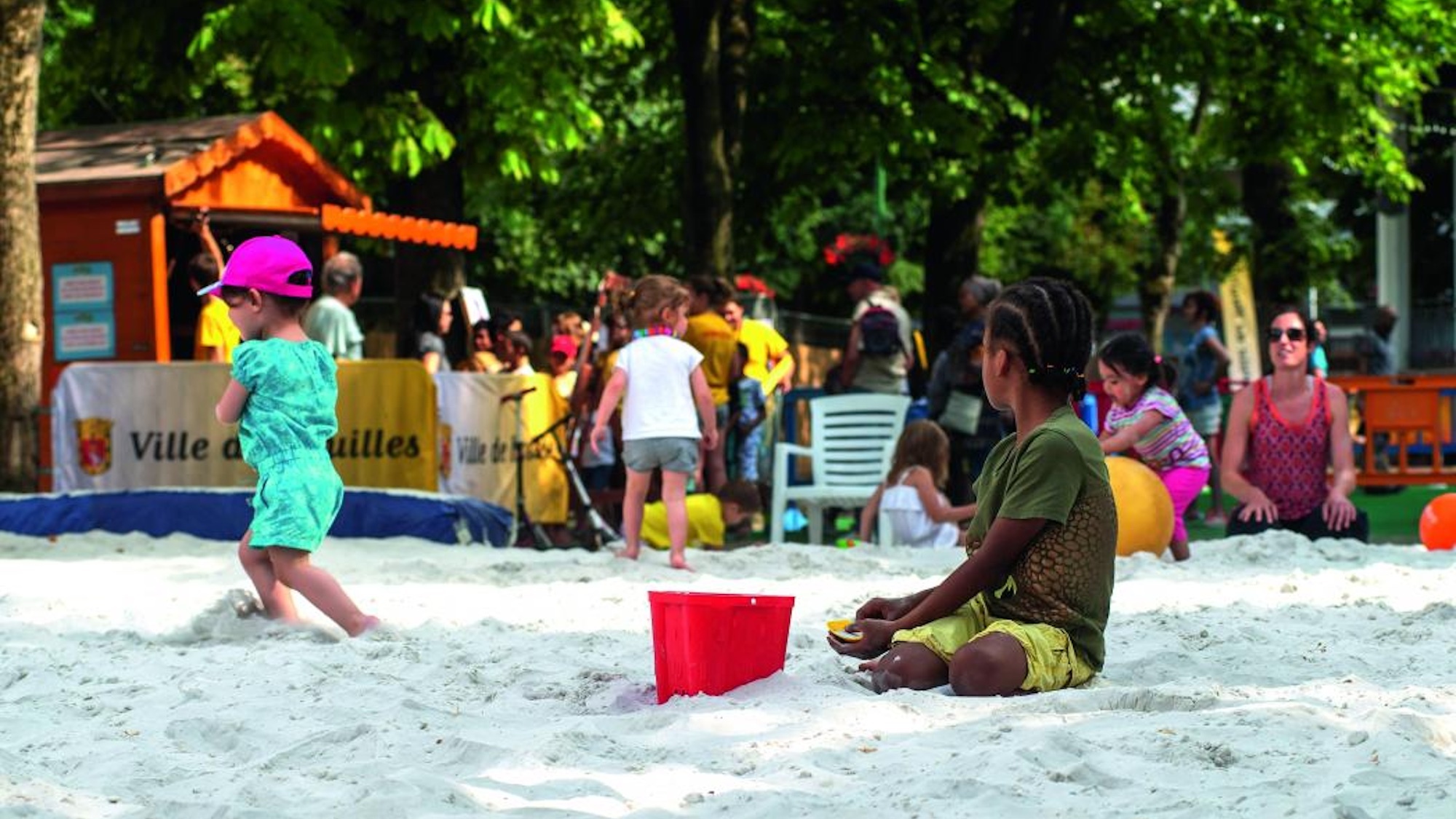 Plages de sable fin, guinguette, piscine : Houilles plage est de retour à 1h de Paris houilles-plage