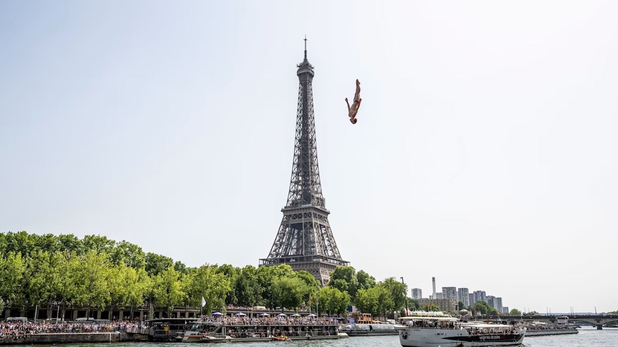 red-bull-cliff-diving-world-series-paris-france
