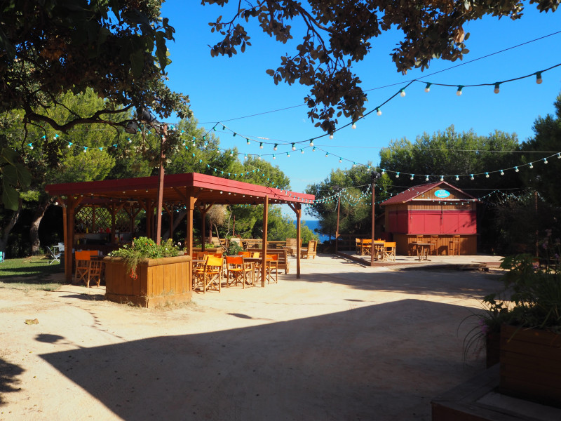 Visites guidées décor « Camping Paradis »