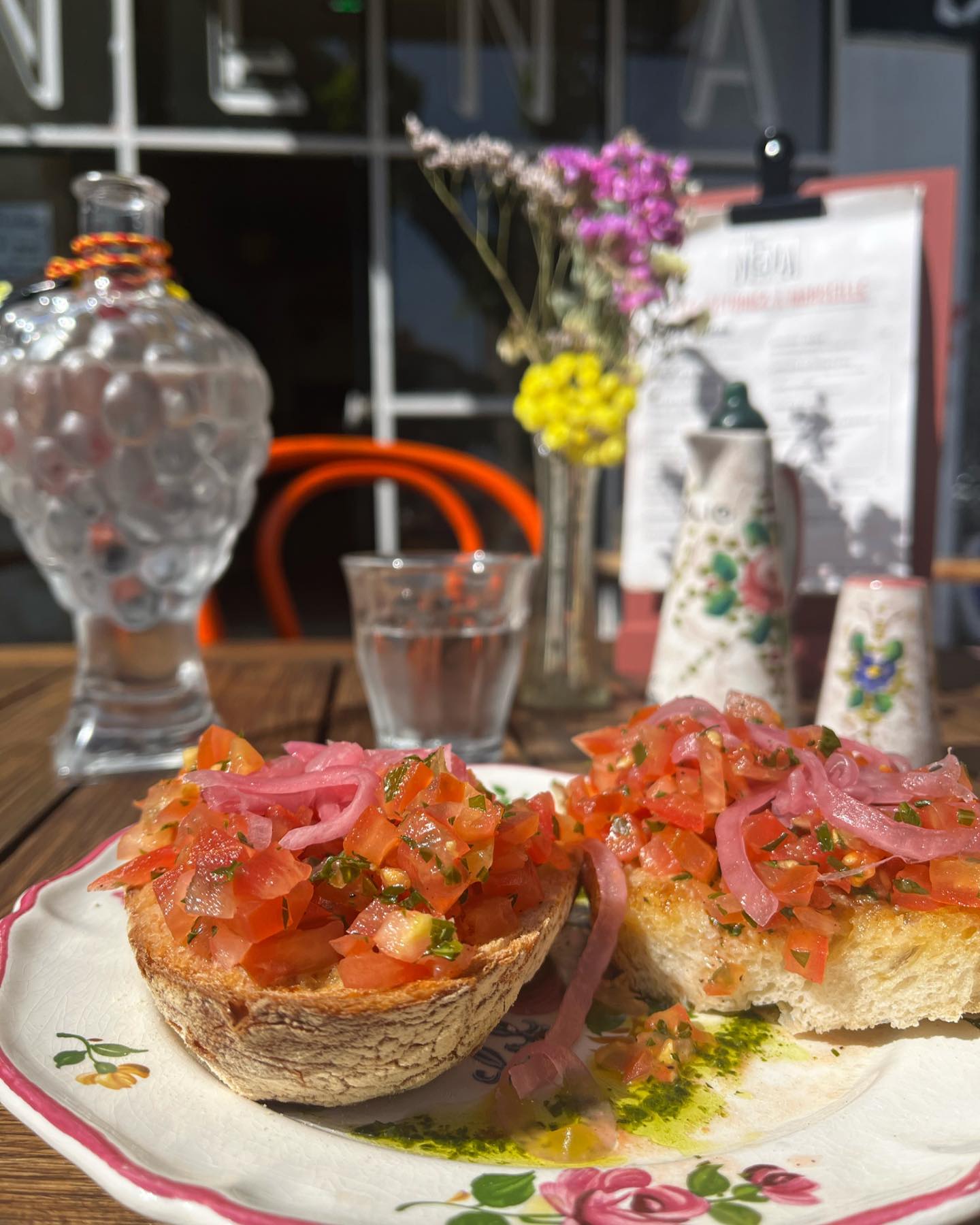 Pan con tomates 