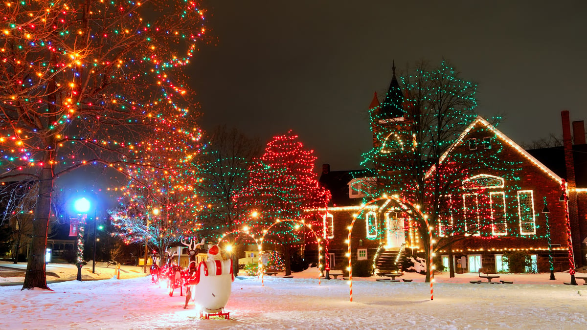 Les 5 plus beaux villages de Noël à deux pas de Paris Le Bonbon