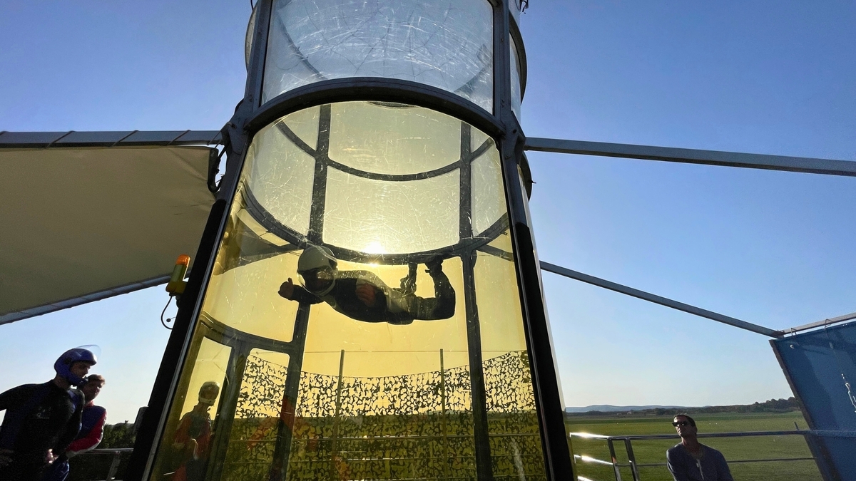 Unique en Bourgogne-Franche-Comté : un simulateur de chute libre ! | Le ...