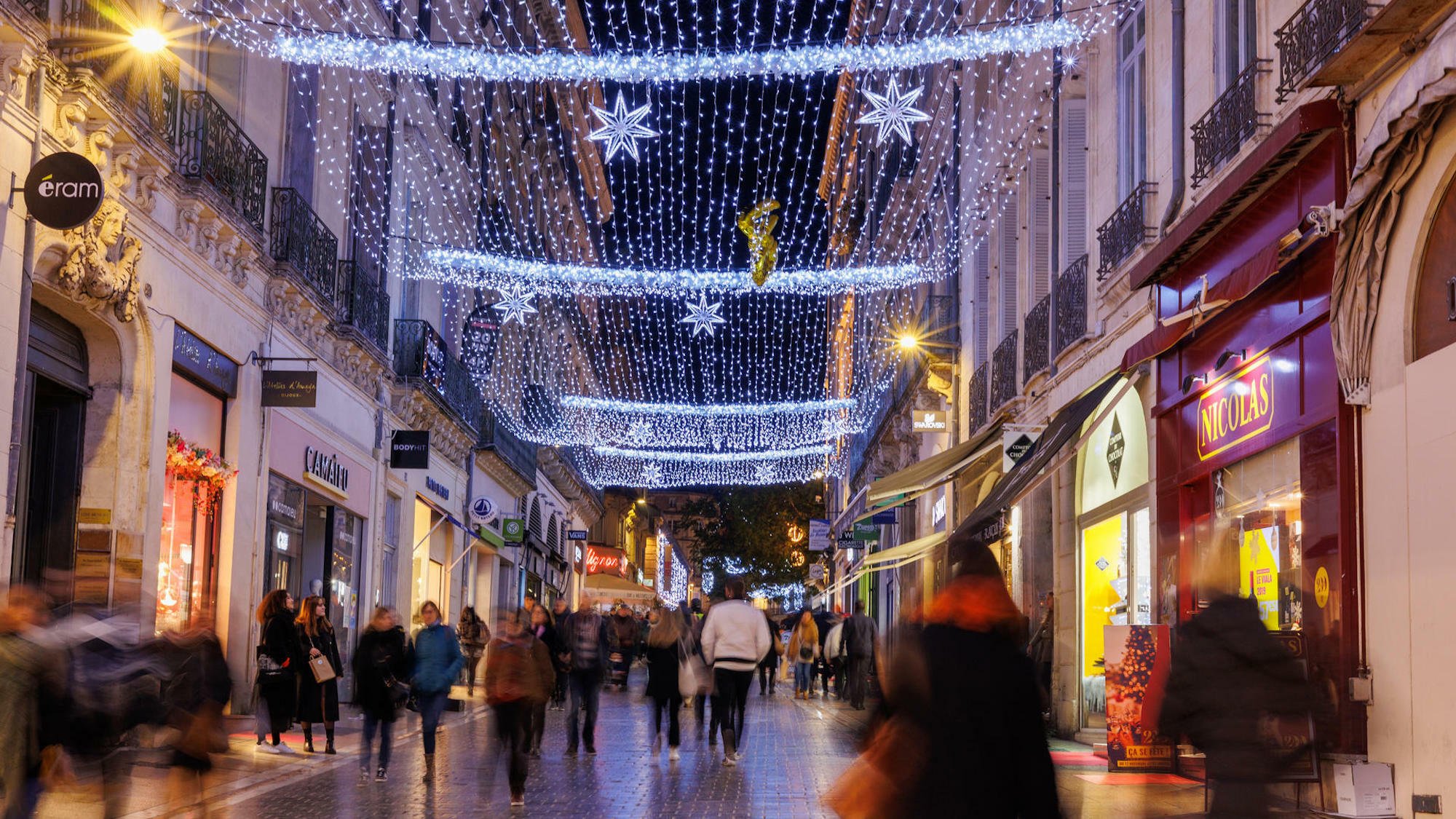 marche-noel-montpellier-illuminations