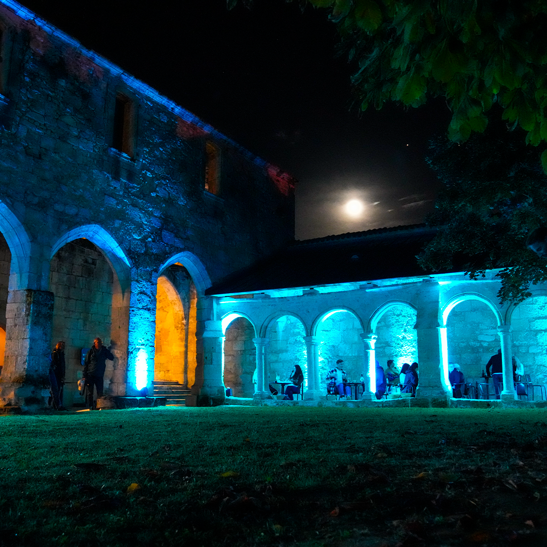 bulles et paillettes cloitre des cordeliers saint emilion