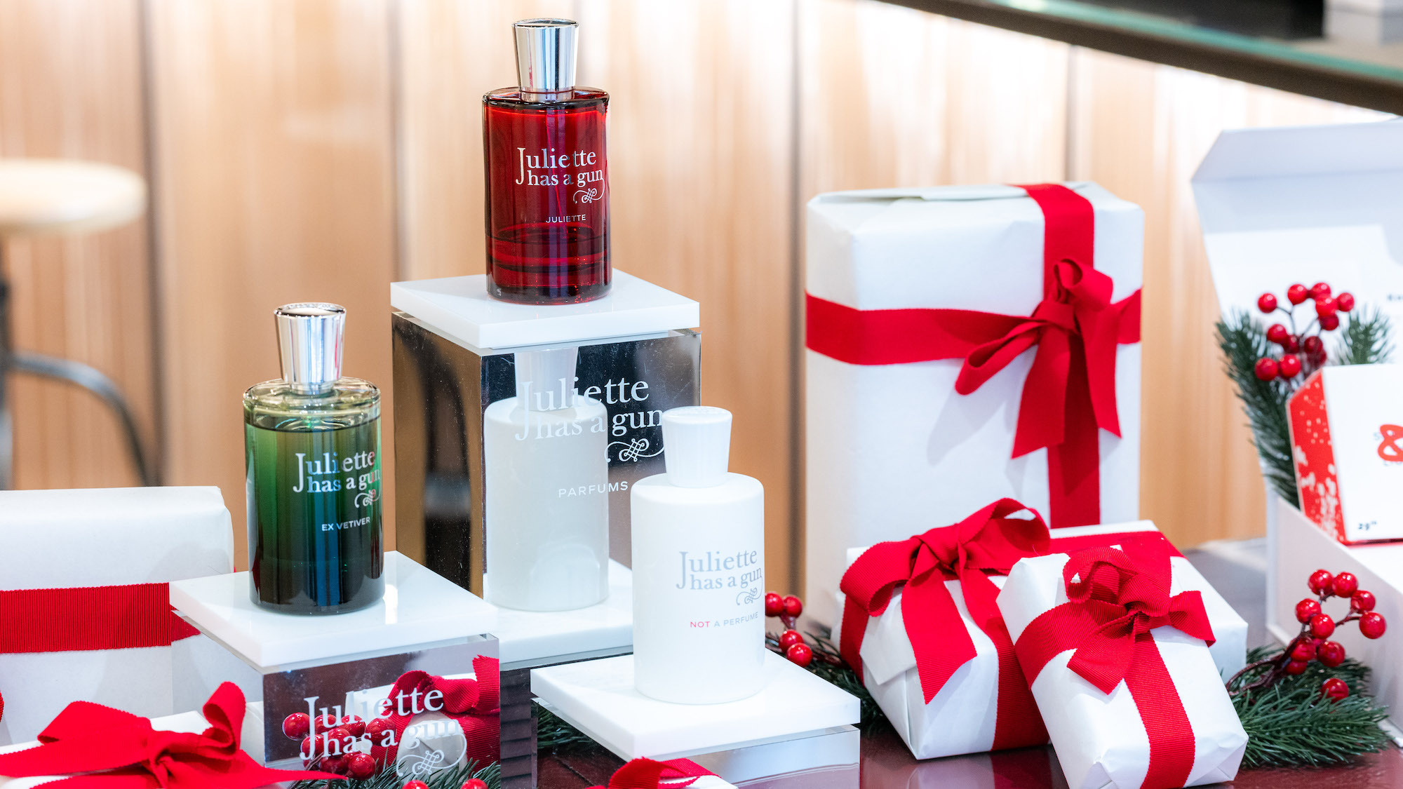 A niche fragrance of your choice to win in this shop in the Marais