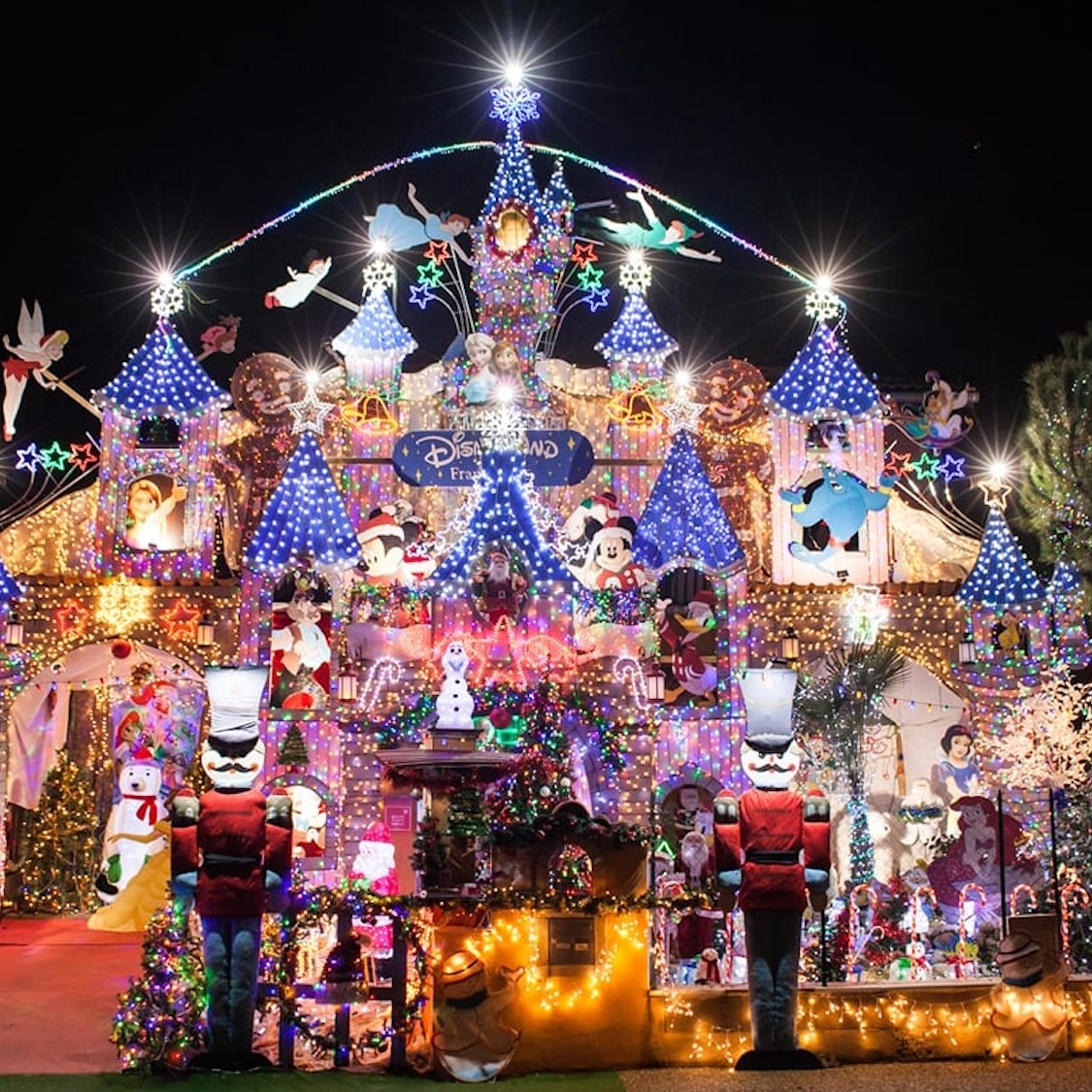 maison-pere-noel-villeneuve-ain-lyon-4