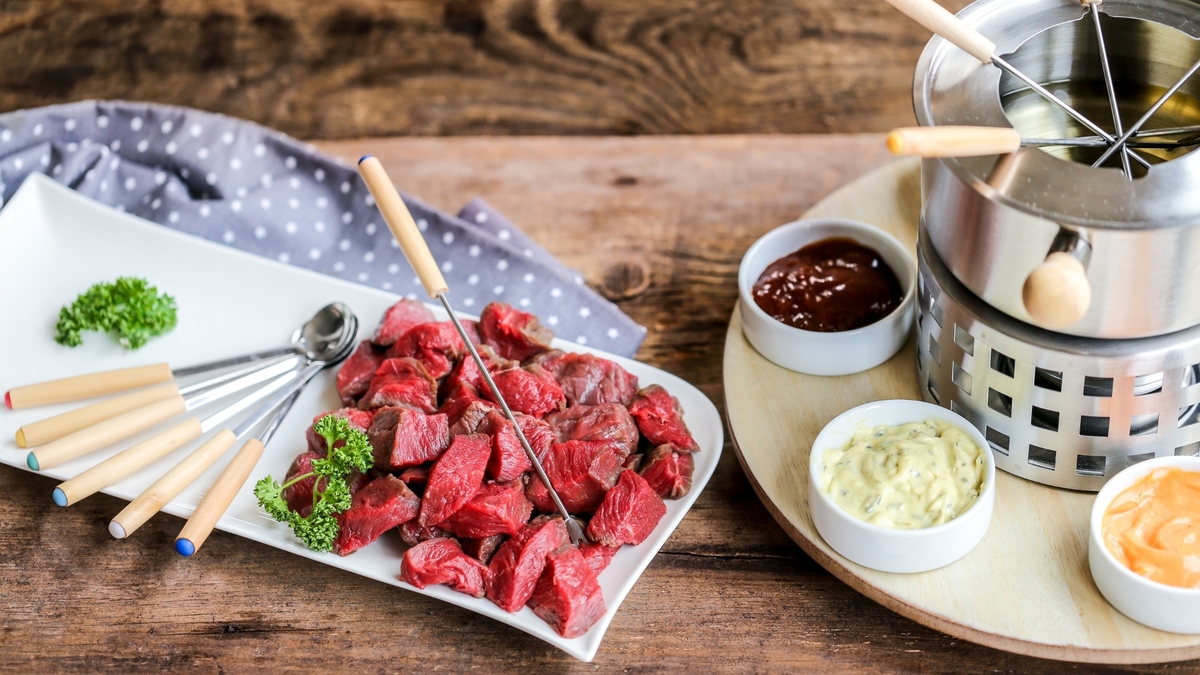 Fondue vigneronne ou fondue Bourguignonne ? Le Bonbon