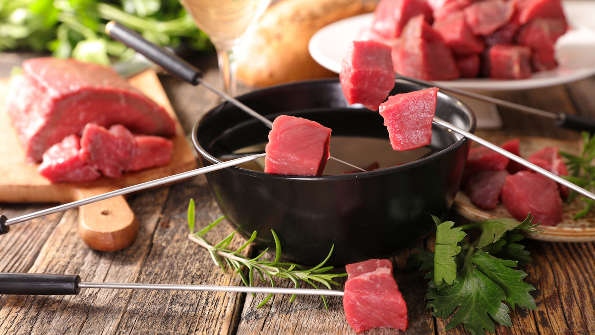 La recette de la fondue vigneronne, pour tremper sa viande dans du vin