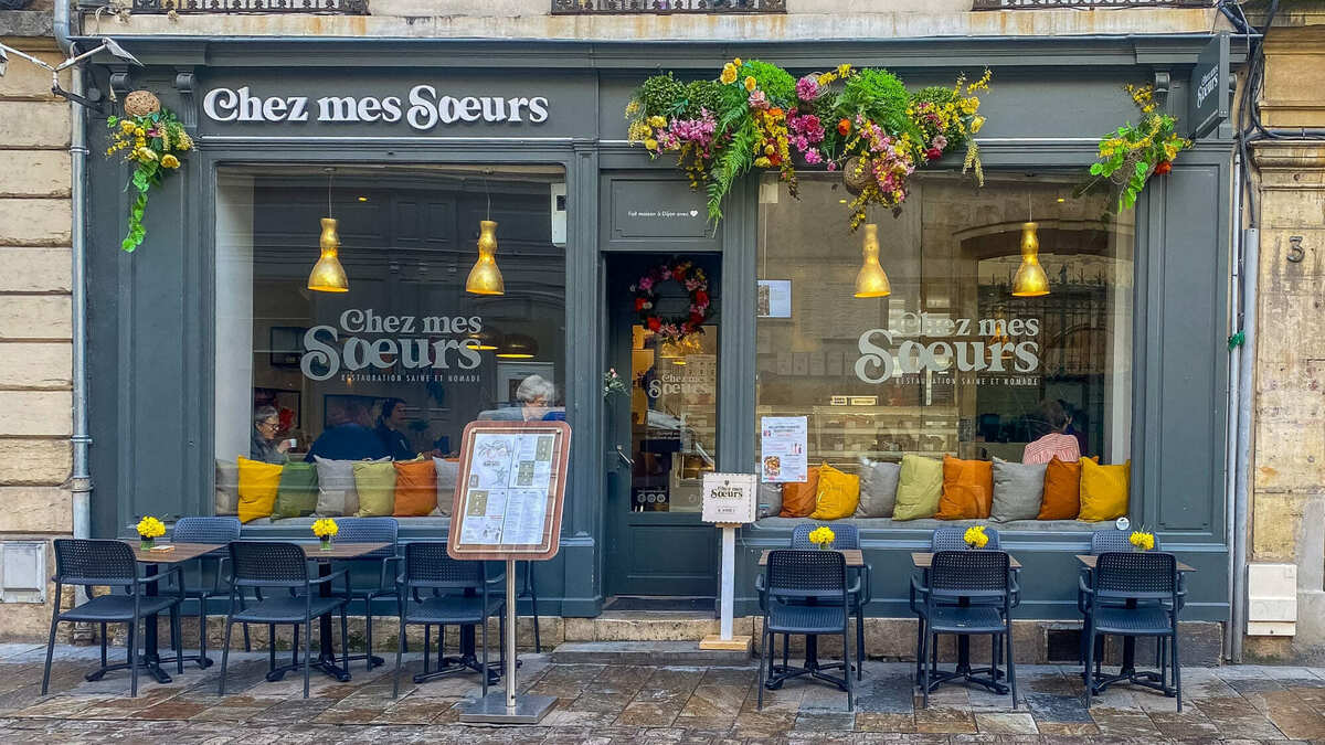 Mes Brillantes Sœurs Et Moi Scan Vf Chez Mes Sœurs : une cuisine saine et conviviale au cœur de Dijon | Le