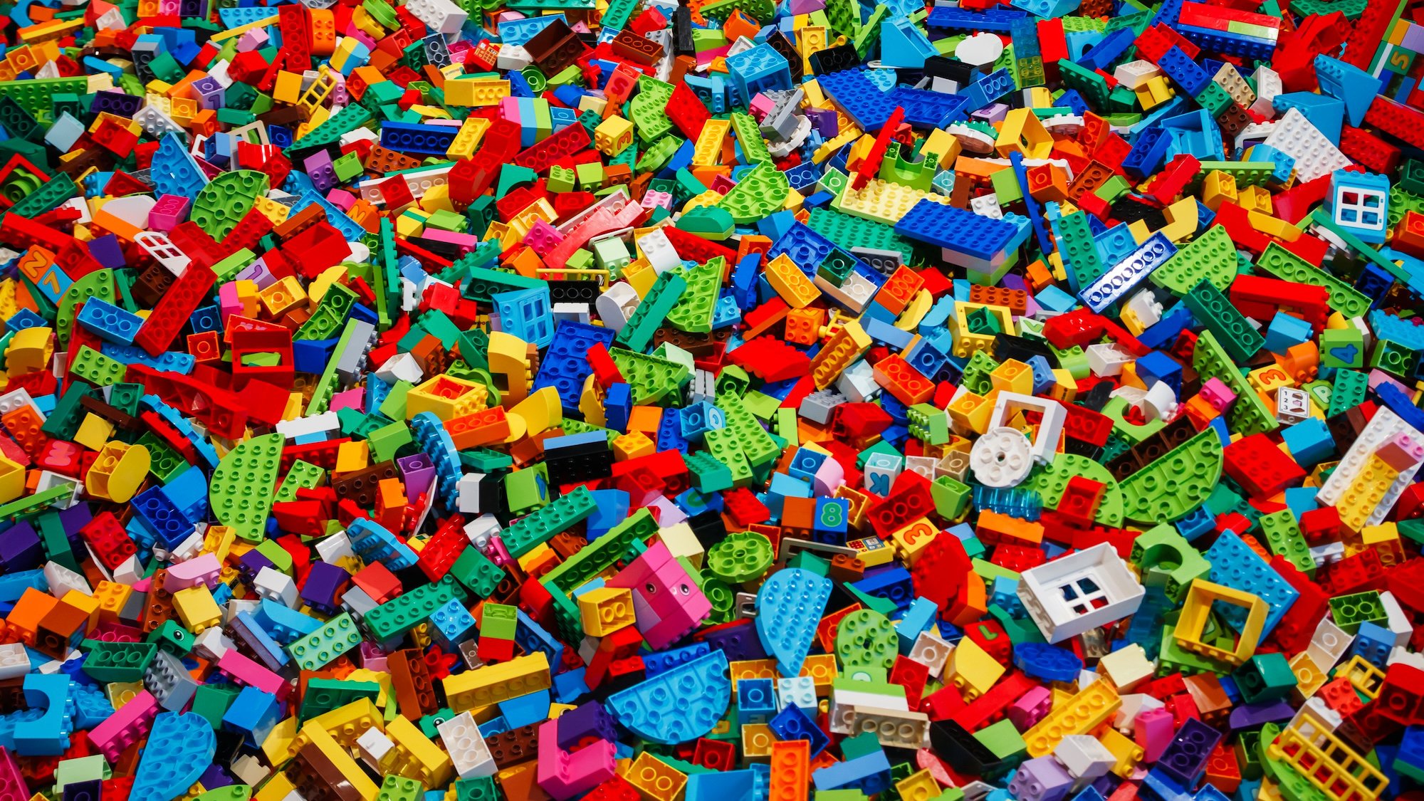 A Spectacular Lego® Pop-up Is Coming To Lille: A Temporary Shop And A 