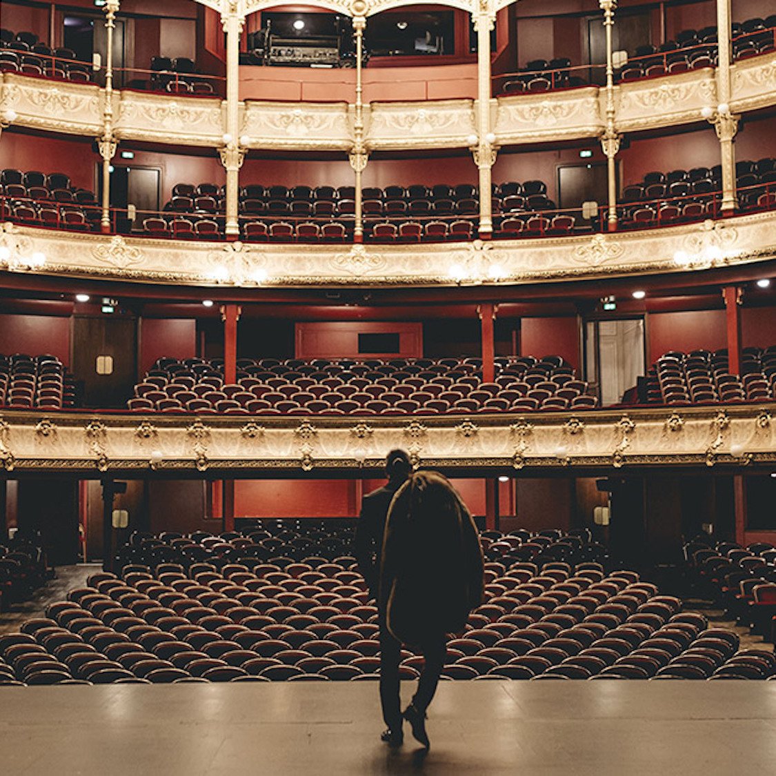 sch-theatre-du-chatelet-le-bonbon-paris