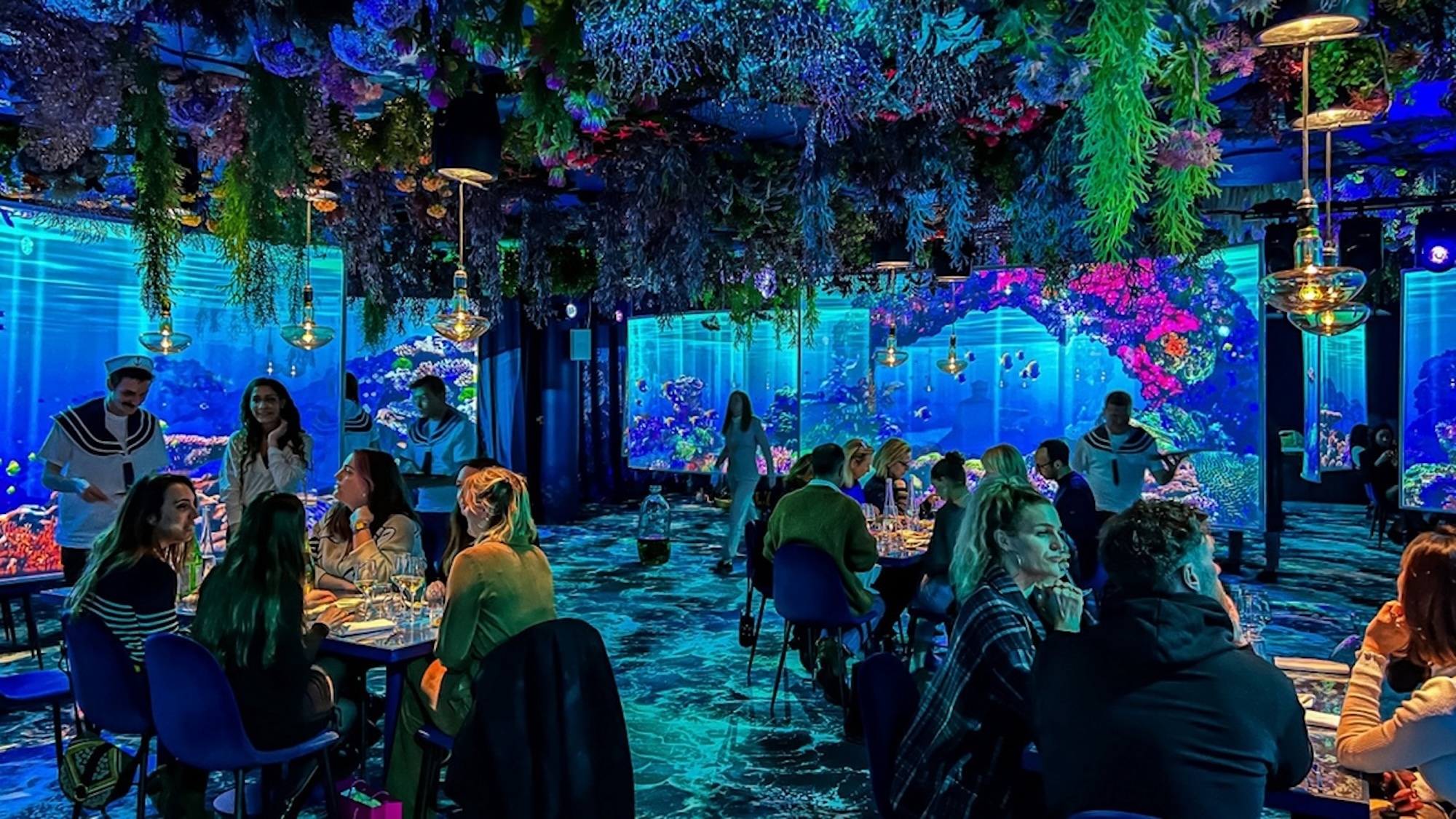 ephemera-premier-restaurant-immersif
