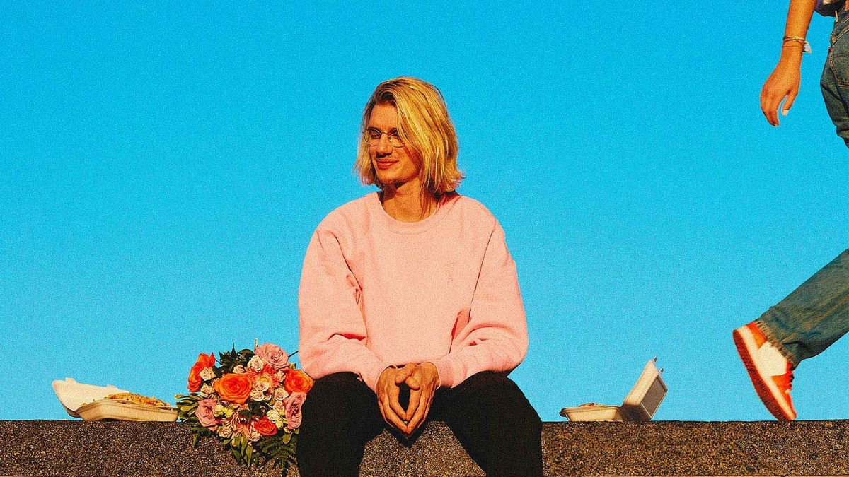  The hilarious comedian Paul Mirabel will be performing in Nice in 2026 Motiv 