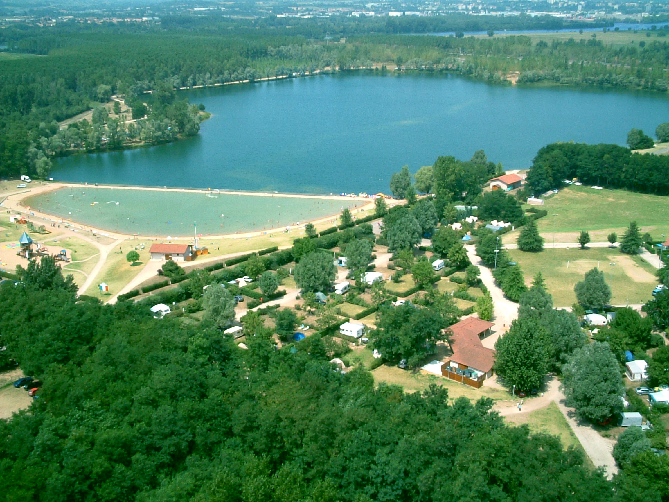 lac-cormoranche-24-hectares-1h-lyon