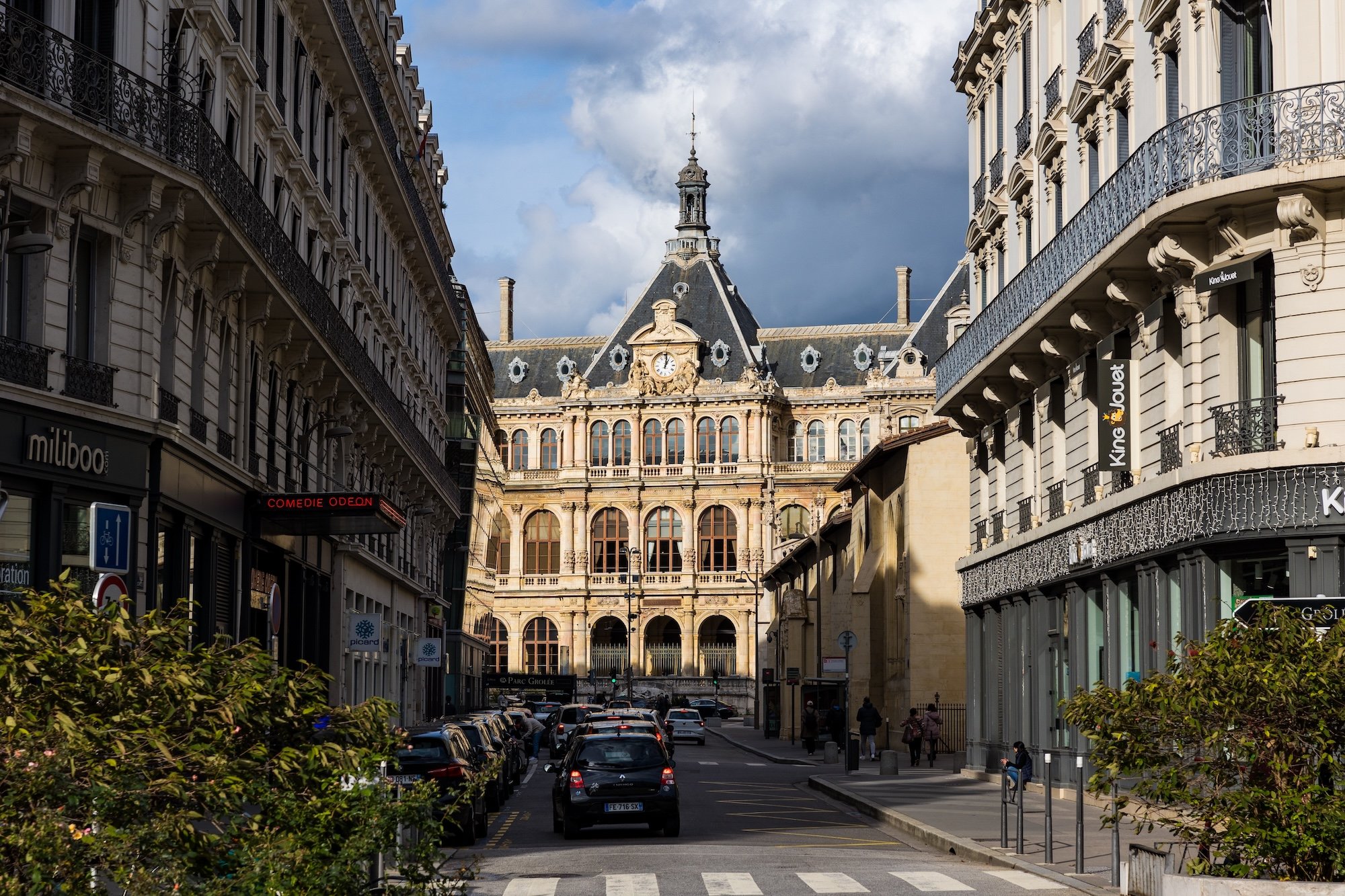 palais-bourse-lyon-musee