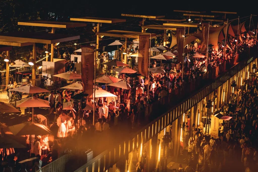 garden party hippodrome paris longchamp france galop
