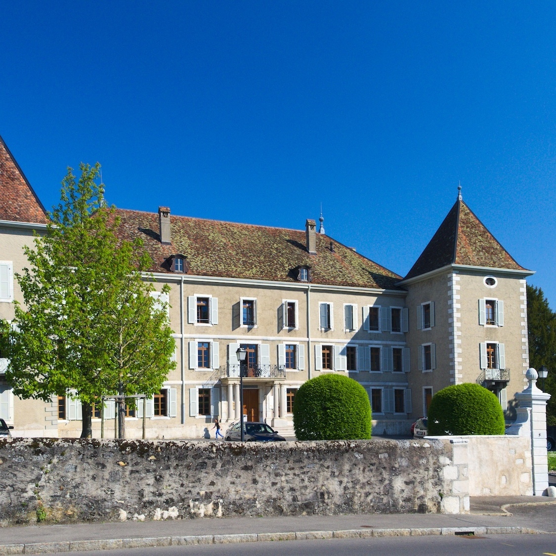 dardagny-plus-beaux-villages-suisse-proche-geneve