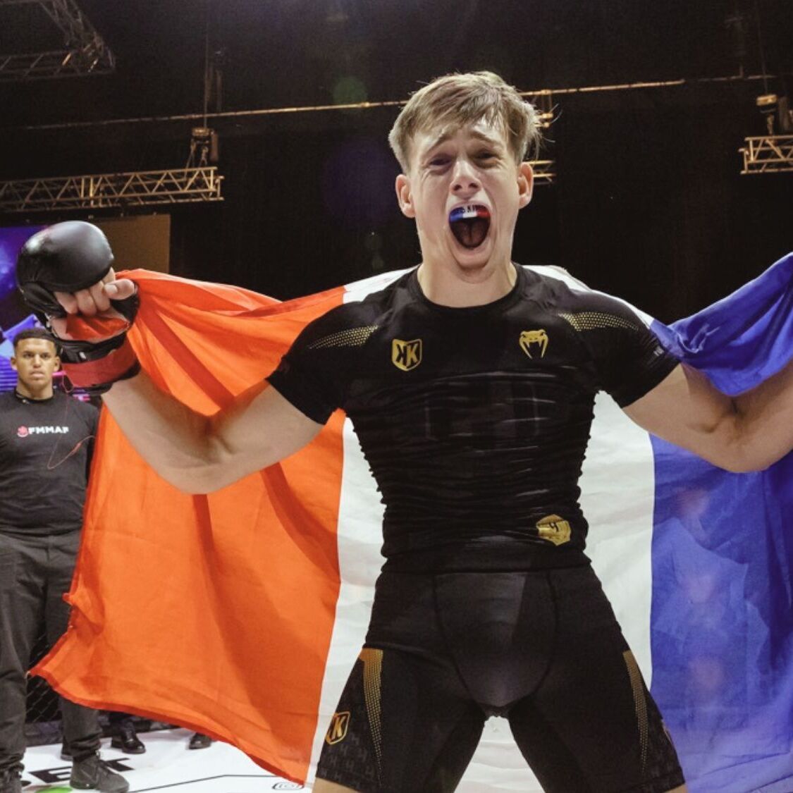 enorme-soiree-mma-lille
