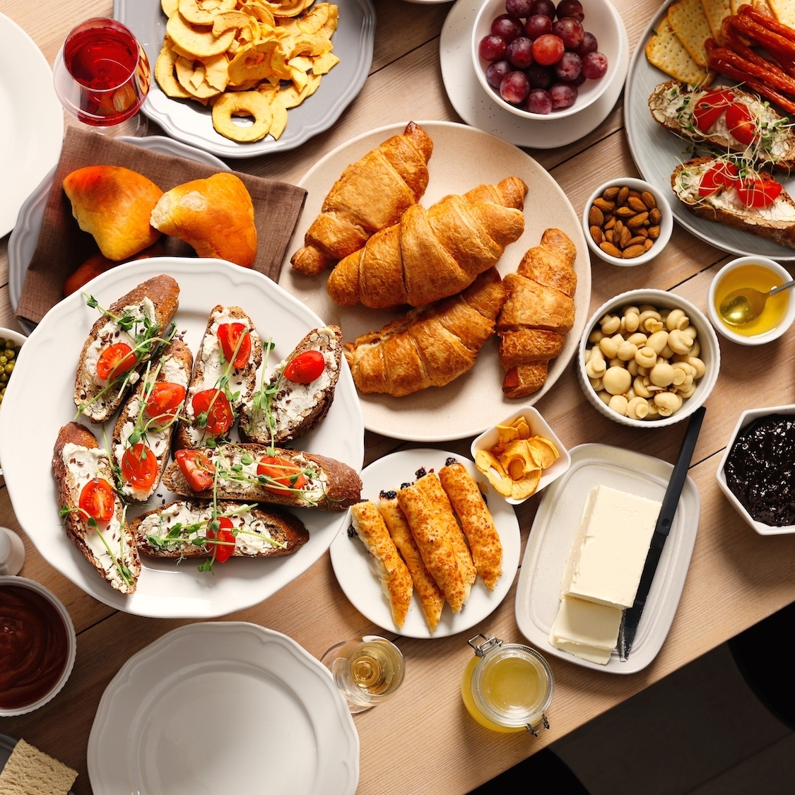 Les meilleurs brunchs avec buffet à volonté de Paris shutterstock-2133735639