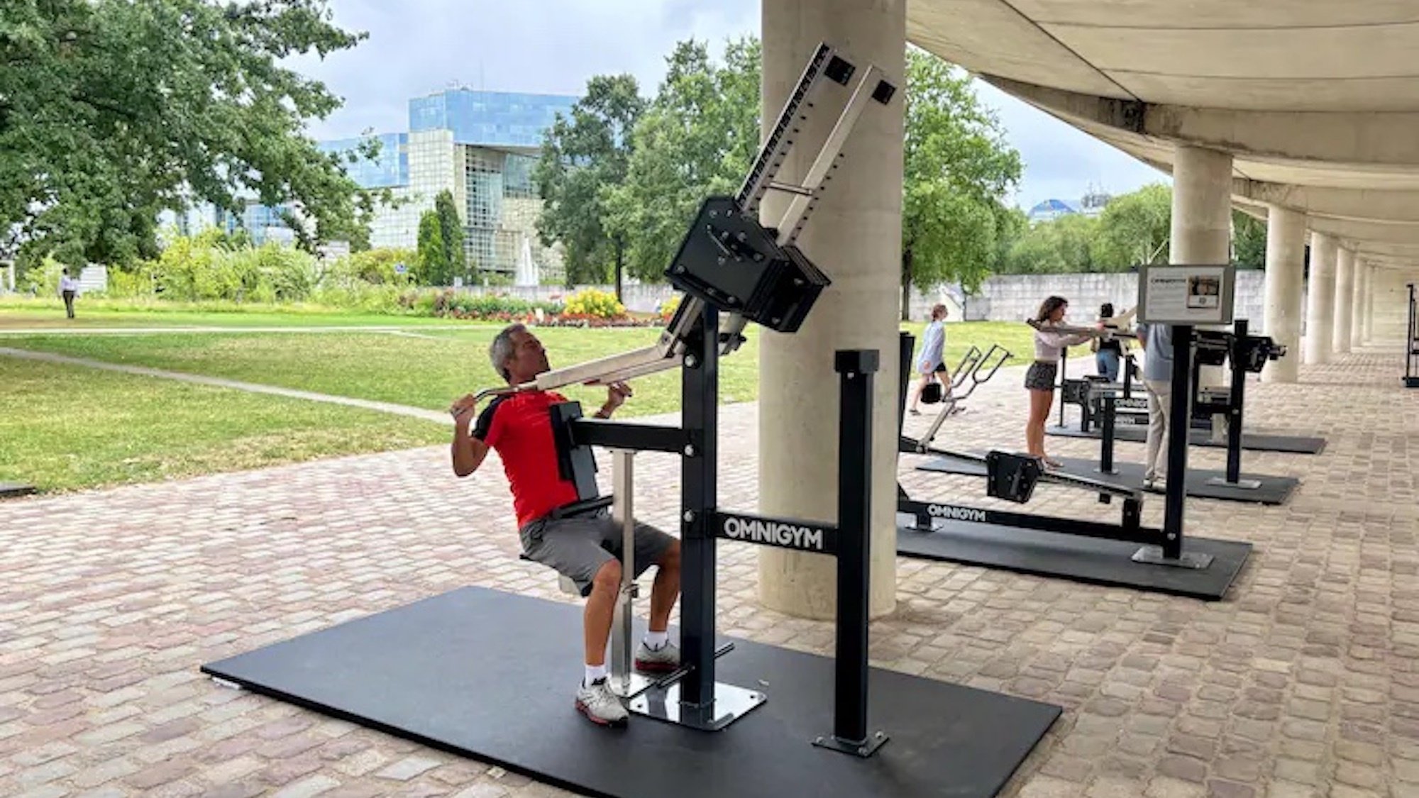 omnigym-salle-sport-plein-air-machines-equipements