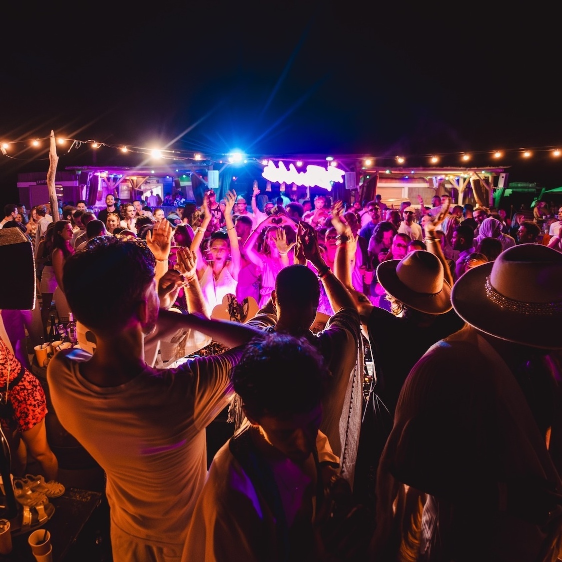 bubble-festival-open-air-electro-clairiere-pres-mo